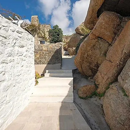 Super Rockies 4* Mykonos Town