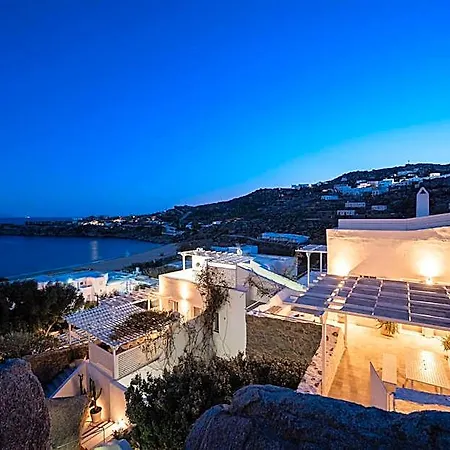 Super Rockies Mykonos Town