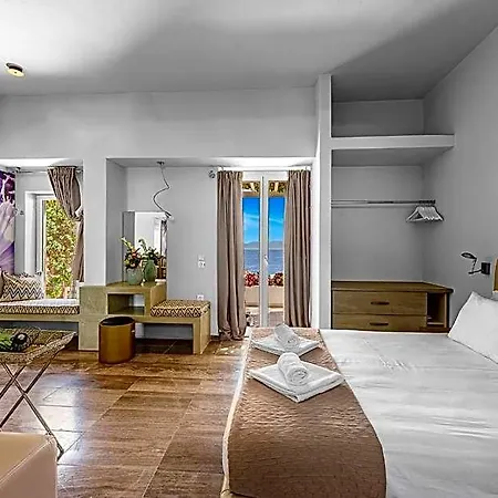 Super Rockies 4* Mykonos Town